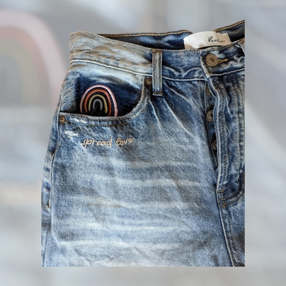 Kancan Spread Love Distressed Shorts - Picture 3 of 3